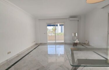Apartamento Planta Media en Puerto Banús, Costa del Sol